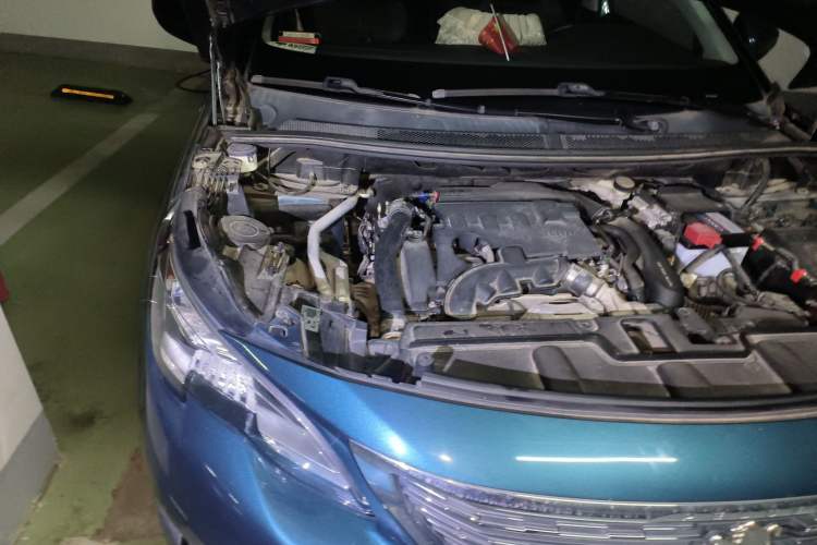 Used Peugeot 5008 2017 350THP 7-Seater Elite Edition Engine Bay Right