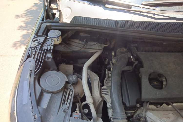 Used Peugeot 5008 2017 380THP 7-Seater Elite Edition Engine Bay Right