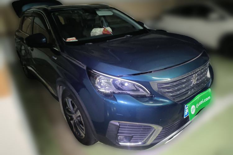 Used Peugeot 5008 2017 350THP 7-Seater Elite Edition Front Right 45 Deg