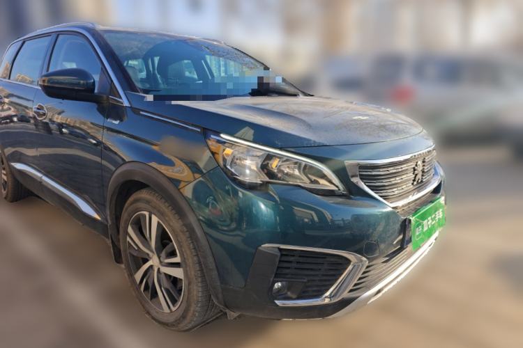 Used Peugeot 5008 2017 380THP 7-Seater Elite Edition Front Right 45 Deg