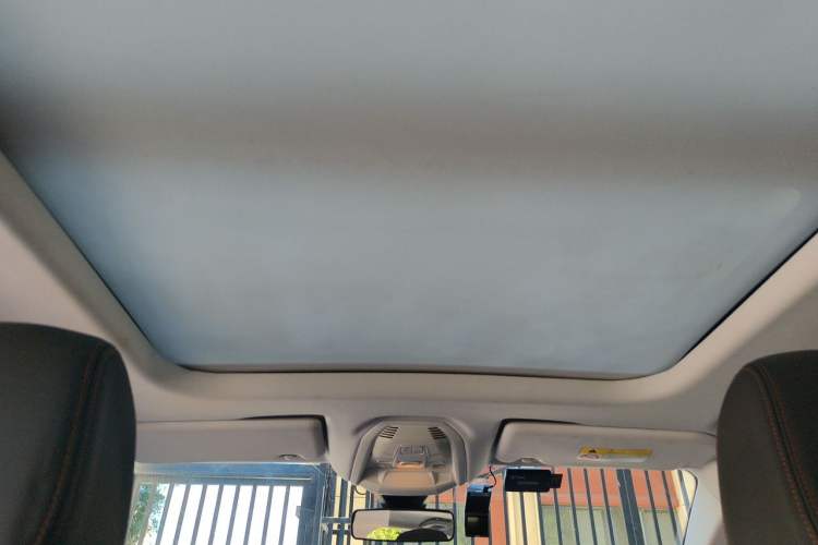 Used Peugeot 5008 2017 350THP 7-Seater Elite Edition Headliner