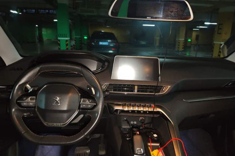 Used Peugeot 5008 2017 350THP 7-Seater Elite Edition Headliner