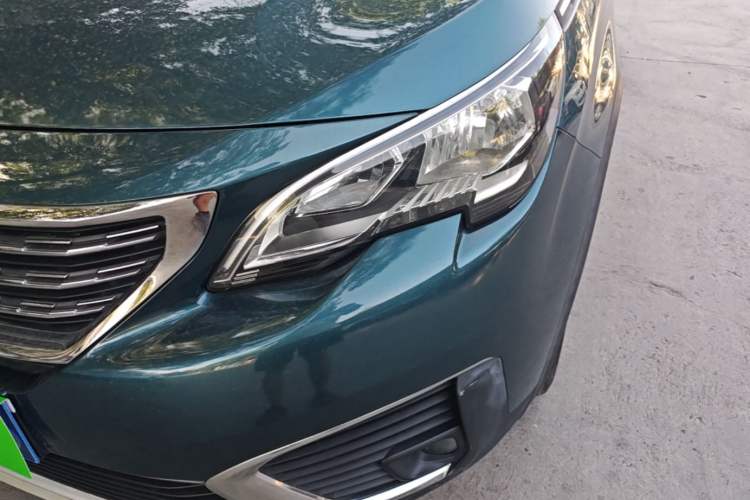 Used Peugeot 5008 2017 350THP 7-Seater Elite Edition Left Front Headlight