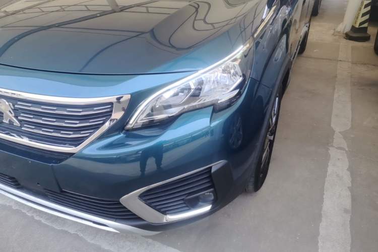 Used Peugeot 5008 2017 380THP 7-Seater Elite Edition Left Front Headlight