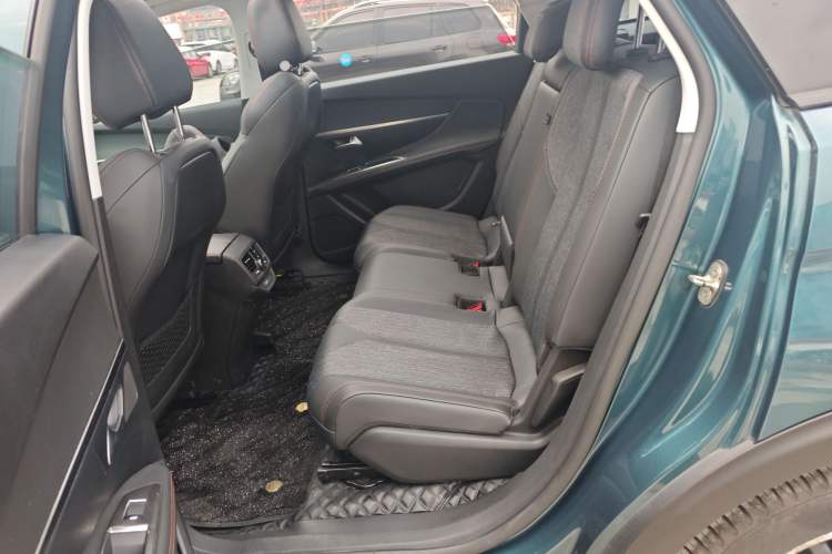 Used Peugeot 5008 2017 350THP 7-Seater Elite Edition Left Rear Seat