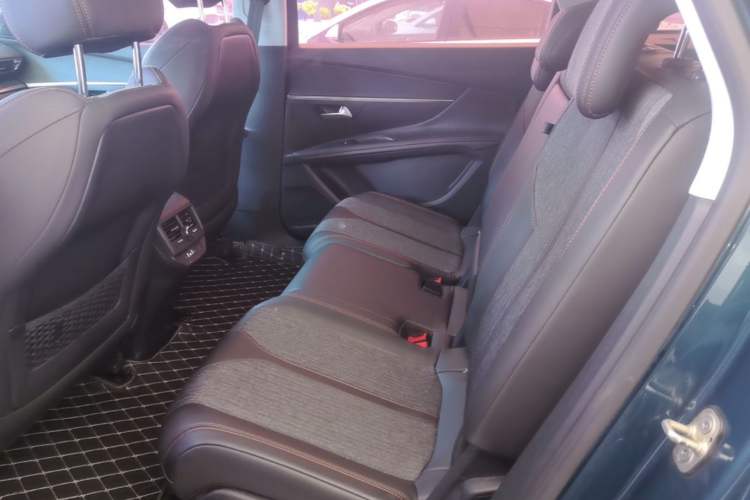 Used Peugeot 5008 2017 380THP 7-Seater Elite Edition Left Rear Seat