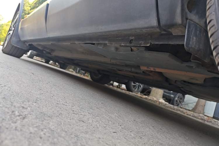 Used Peugeot 5008 2017 350THP 7-Seater Elite Edition Left Side Sill