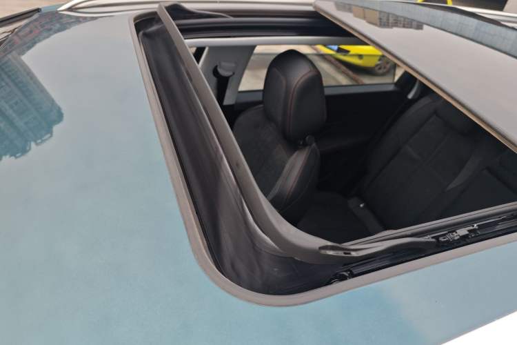 Used Peugeot 5008 2017 350THP 7-Seater Elite Edition Roof