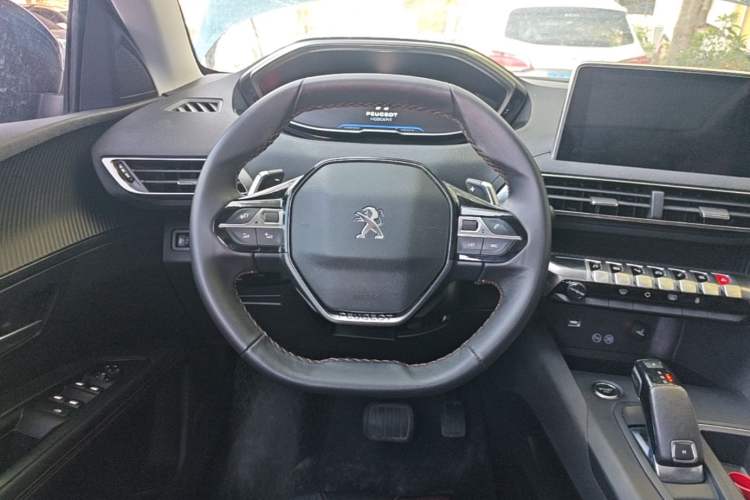 Used Peugeot 5008 2017 350THP 7-Seater Elite Edition Steering Wheel
