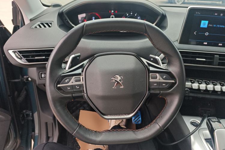 Used Peugeot 5008 2017 350THP 7-Seater Elite Edition Steering Wheel