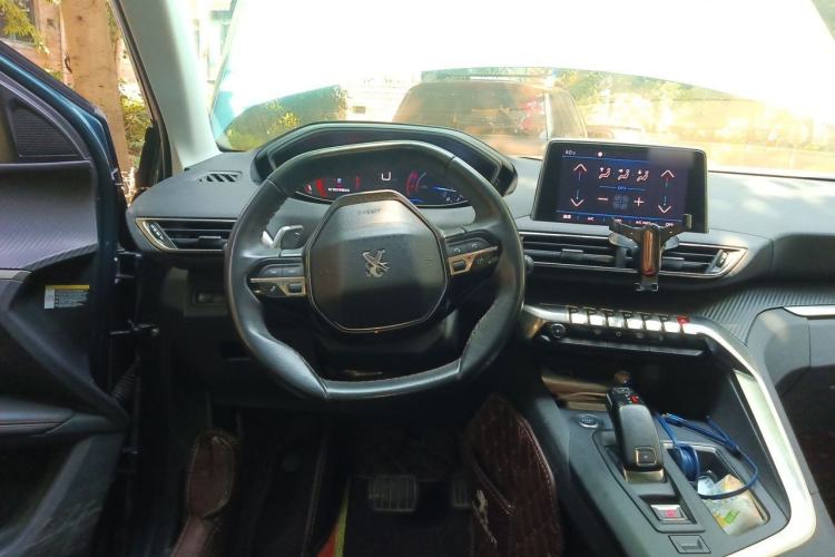 Used Peugeot 5008 2017 380THP 7-Seater Elite Edition Steering Wheel