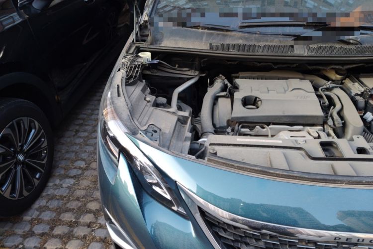 Used Peugeot 5008 2017 380THP 7-Seater Luxury GT Edition Engine Bay Right