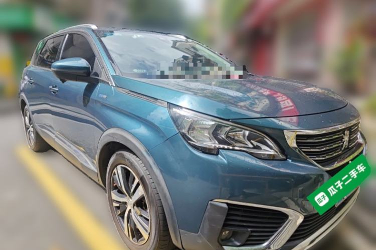 Used Peugeot 5008 2017 350THP 7-Seater Elite Edition Front Right 45 Deg