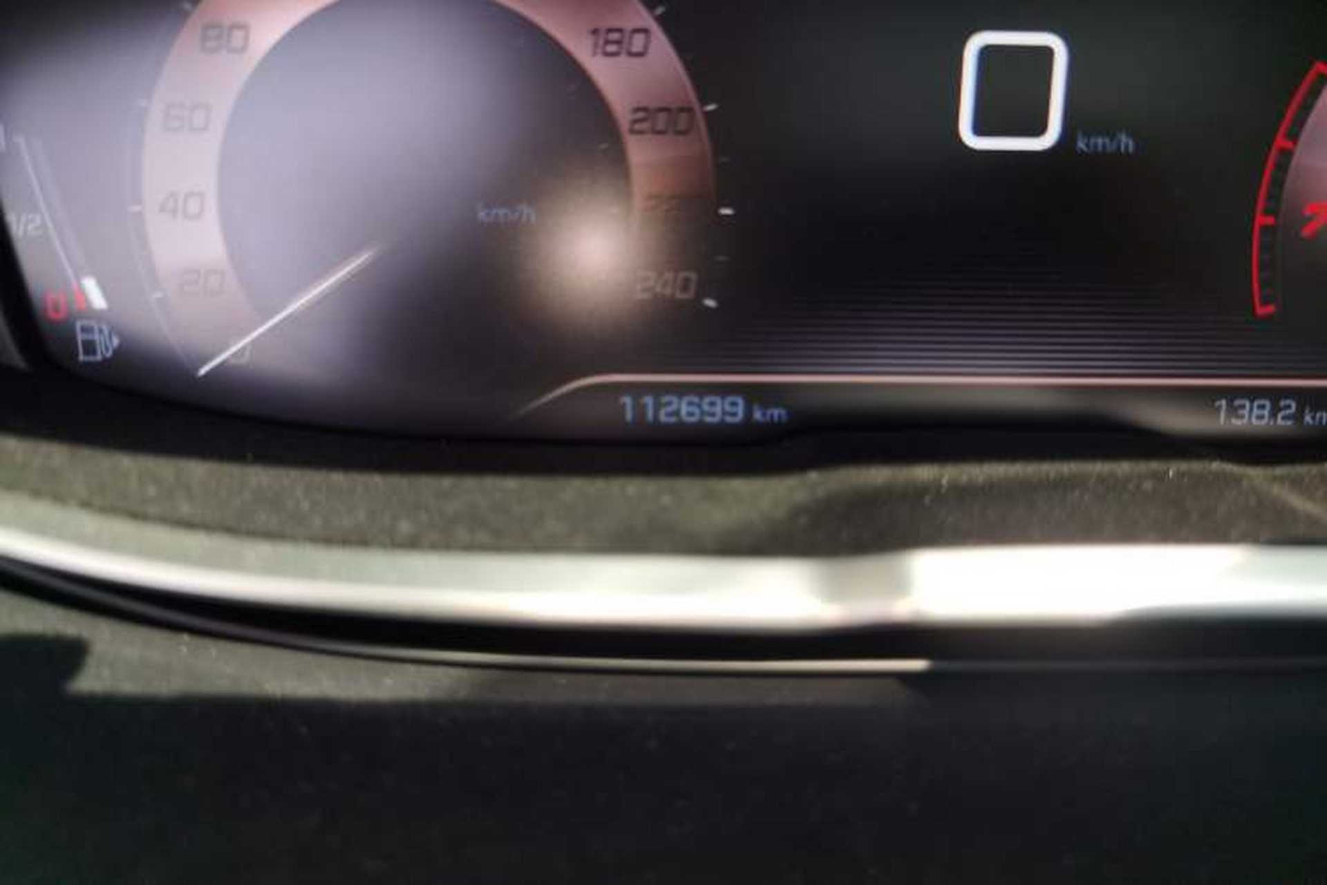 Used Peugeot 5008 2017 350THP 5-Seat Elite Edition Odometer Close Up