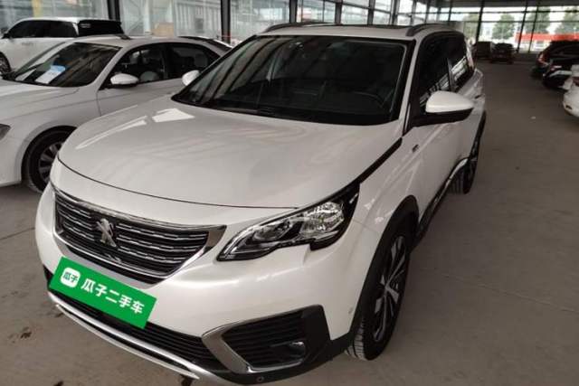Peugeot 5008 2017 380THP 7-Seater Luxury Edition с пробегом