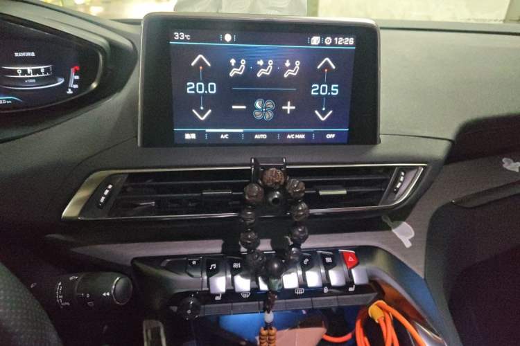 Used Peugeot 5008 2017 380THP 7-Seater Luxury GT Edition Audio And AC Panel