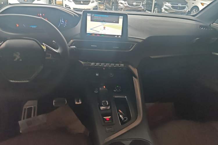 Used Peugeot 5008 2017 380THP 7-Seater Luxury GT Edition Audio And AC Panel