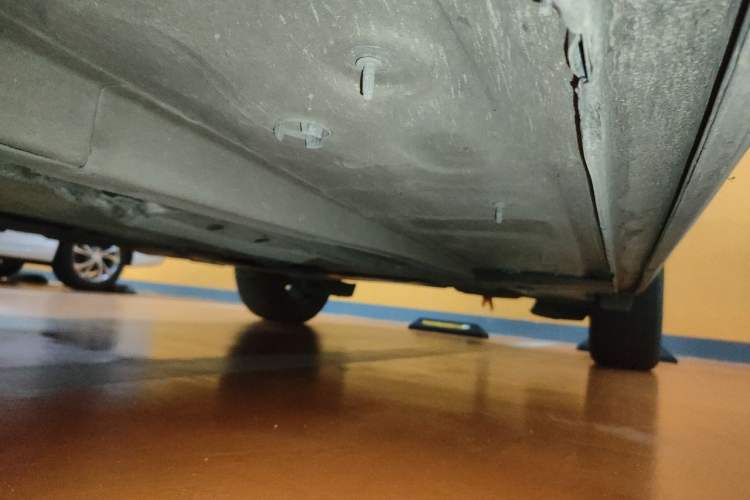Used Peugeot 5008 2017 350THP 7-Seater Elite Edition Chassis Front Left