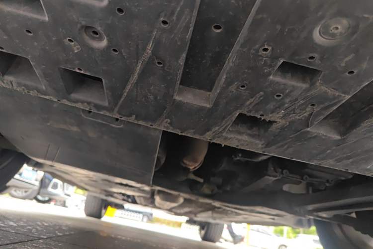 Used Peugeot 5008 2017 380THP 7-Seater Elite Edition Chassis Front