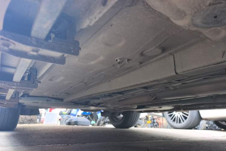 Used Peugeot 5008 2017 350THP 5-Seat Elite Edition Chassis Front Right
