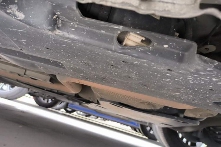 Used Peugeot 5008 2017 350THP 7-Seater Elite Edition Chassis Rear Left