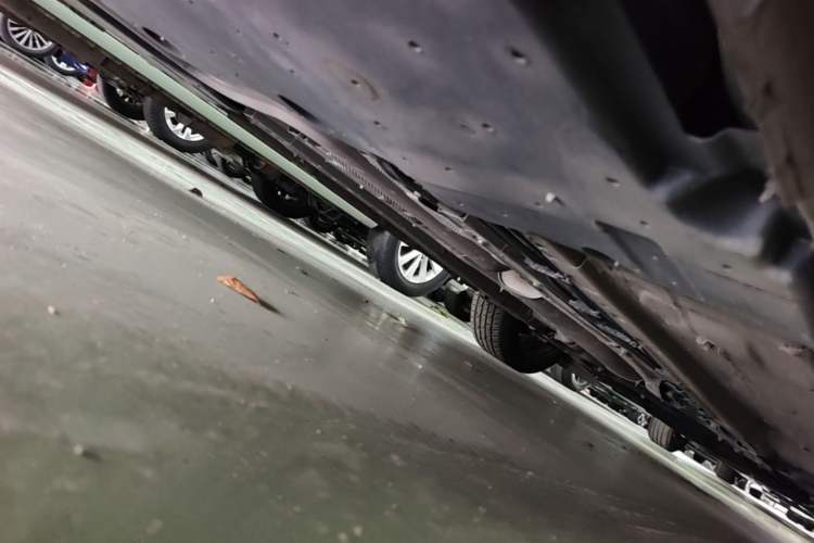 Used Peugeot 5008 2017 350THP 7-Seater Elite Edition Chassis Rear Right