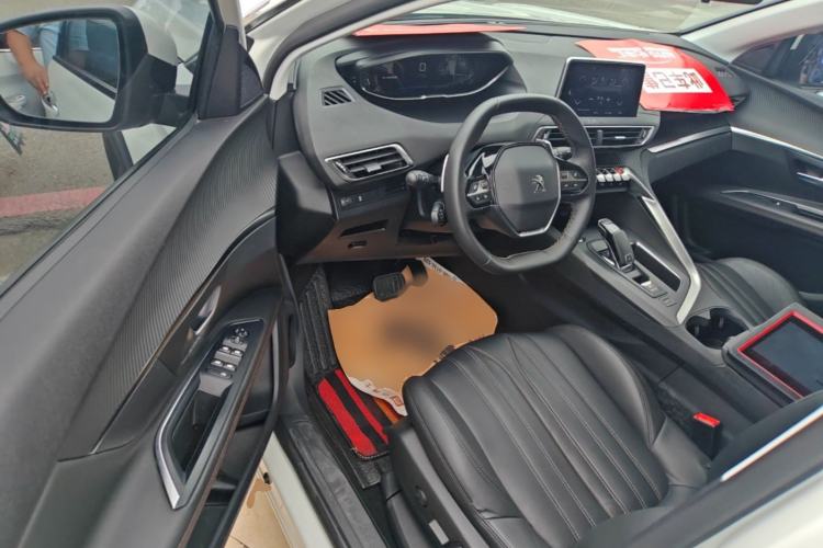 Used Peugeot 5008 2017 380THP 7-Seater Boundary-Free Edition Driver Seat