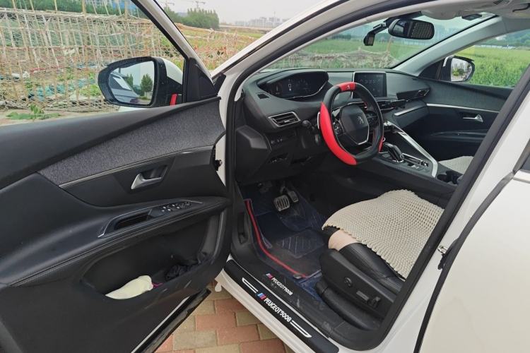 Used Peugeot 5008 2017 380THP 7-Seater Luxury Edition Driver Seat