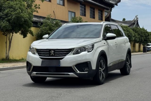 Used Peugeot 5008 2017 380THP 7-Seater Elite Edition