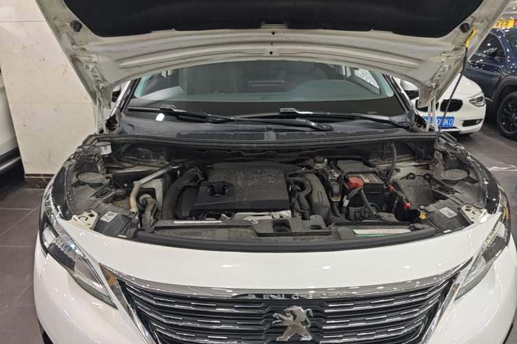 Used Peugeot 5008 2017 380THP 7-Seater Elite Edition Engine Bay