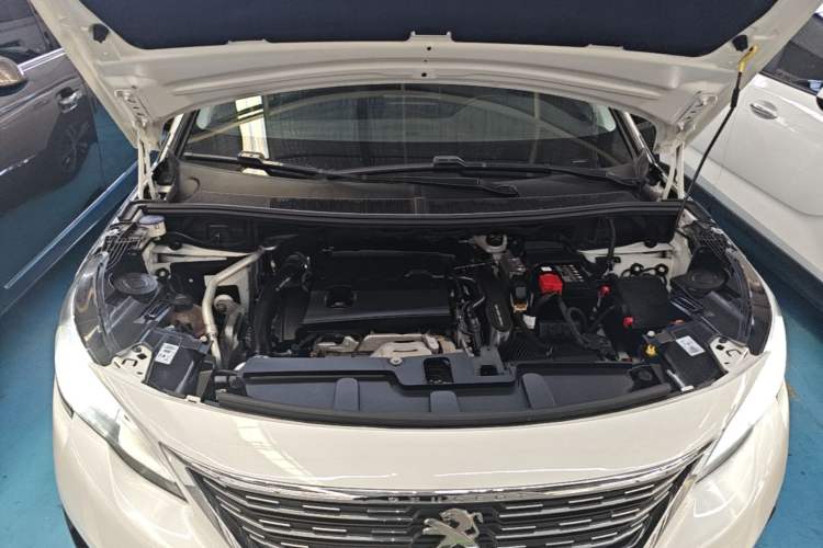 Used Peugeot 5008 2017 380THP 7-Seater Elite Edition Engine Bay