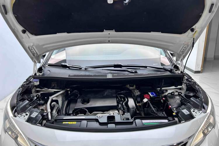 Used Peugeot 5008 2017 380THP 7-Seater Elite Edition Engine Bay