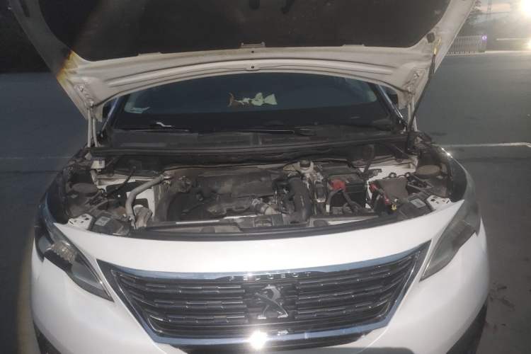 Used Peugeot 5008 2017 350THP 5-Seat Elite Edition Engine Bay