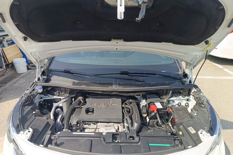 Used Peugeot 5008 2017 380THP 7-Seater Luxury GT Edition Engine Bay