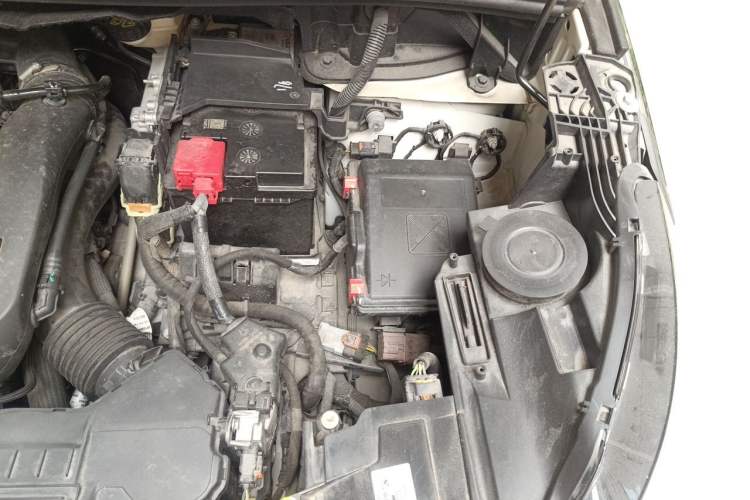 Used Peugeot 5008 2017 380THP 7-Seater Elite Edition Engine Bay Left