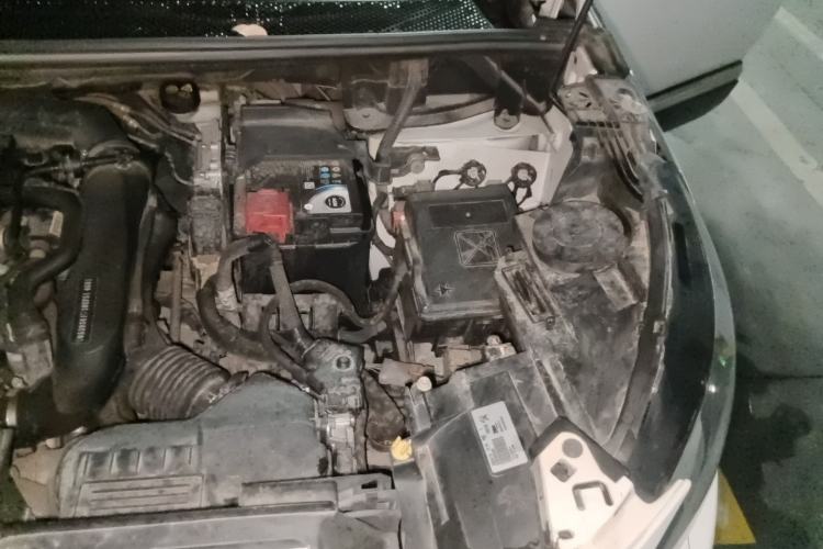 Used Peugeot 5008 2017 380THP 7-Seater Elite Edition Engine Bay Left