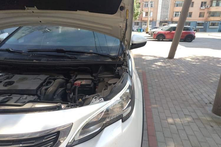Used Peugeot 5008 2017 380THP 7-Seater Elite Edition Engine Bay Left