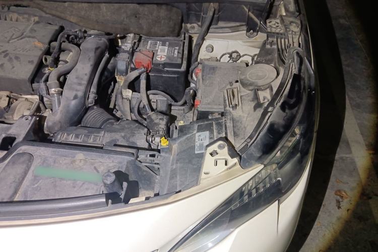 Used Peugeot 5008 2017 380THP 7-Seater Luxury Edition Engine Bay Left