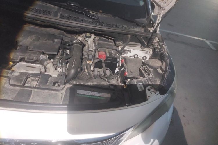 Used Peugeot 5008 2017 350THP 5-Seat Elite Edition Engine Bay Left