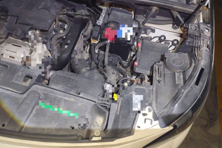 Used Peugeot 5008 2017 350THP 7-Seater Elite Edition Engine Bay Left