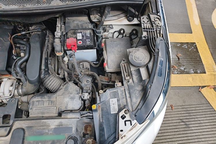 Used Peugeot 5008 2017 380THP 7-Seater Elite Edition Engine Bay Left