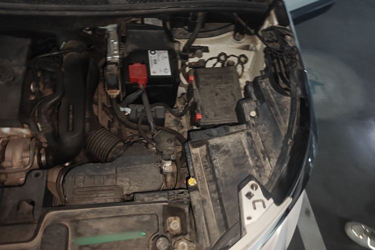 Used Peugeot 5008 2017 380THP 7-Seater Luxury GT Edition Engine Bay Left