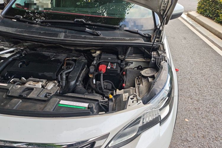 Used Peugeot 5008 2017 380THP 7-Seater Elite Edition Engine Bay Left