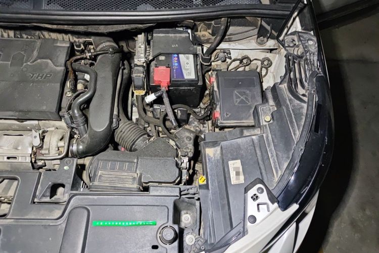 Used Peugeot 5008 2017 380THP 7-Seater Luxury GT Edition Engine Bay Left