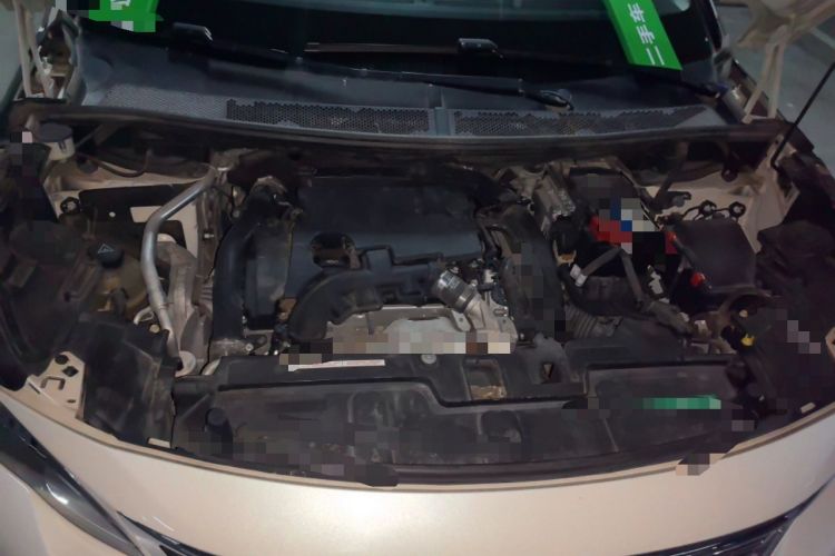 Used Peugeot 5008 2017 350THP 7-Seater Elite Edition Engine Bay