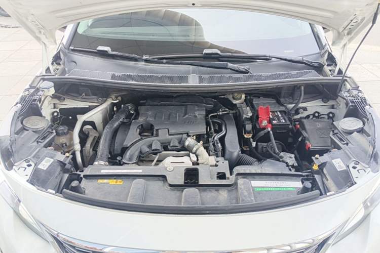 Used Peugeot 5008 2017 350THP 7-Seater Elite Edition Engine Bay