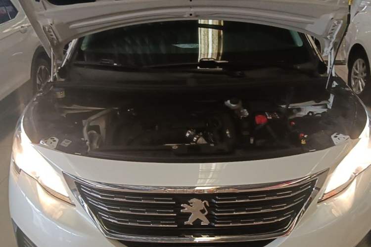 Used Peugeot 5008 2017 350THP 5-Seat Elite Edition Engine Bay
