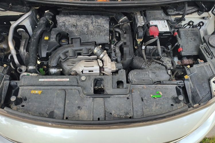 Used Peugeot 5008 2017 350THP 7-Seater Elite Edition Engine Bay