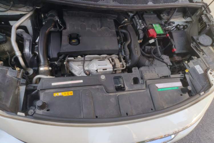 Used Peugeot 5008 2017 380THP 7-Seater Elite Edition Engine Bay