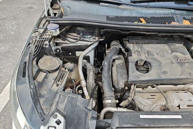 Used Peugeot 5008 2017 380THP 7-Seater Elite Edition Engine Bay Right